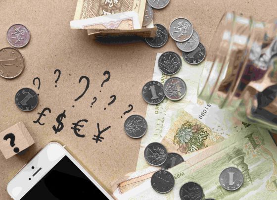 Co zrobić z obcą walutą po powrocie z wakacji?