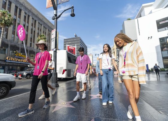 Jesienne kursy językowe w ciepłych zakątkach świata – od safari po australijską wiosnę