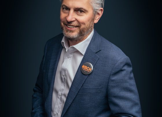 rok-2026-koniec-dzikiego-zachodu-kryptowalut-to-juz-nie-spekulacja-lecz-instytucjonalna-adopcja-komentarz-ekspercki-lukasza-zeligowskiego-kanga-exchange