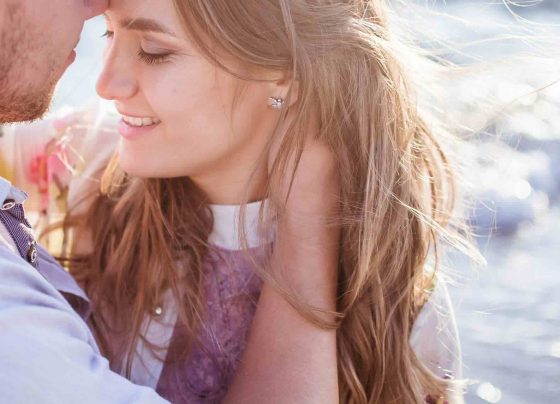 jak-dzis-kochaja-mlodzi-ludzie-ostroznosc-bliskosc-i-wyzwania-w-zwiazkach