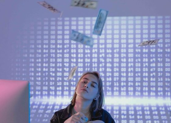 kobiety-inwestuja-ostrozniej-czy-to-wada-czy-przewaga