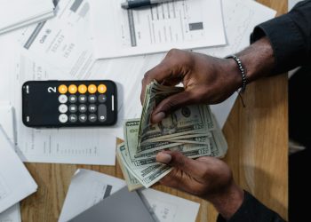 Podatek od własnych czterech kątów może wzrosnąć do kilkunastu tysięcy złotych rocznie!