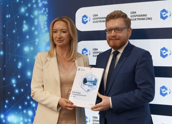premiera-bialej-ksiegi-regulacji-cyfrowych-e-izby-biznes-apeluje-o-odblokowanie-potencjalu-gospodarki-cyfrowej