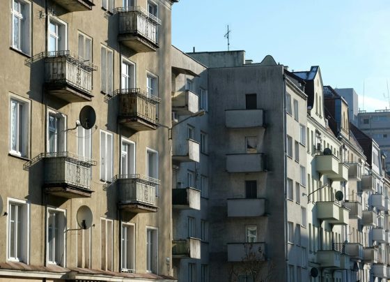 https://polishmarket.com.pl/miedzy-wlasnoscia-a-elastycznoscia-czy-wynajem-staje-sie-dominujaca-forma-zamieszkania/
