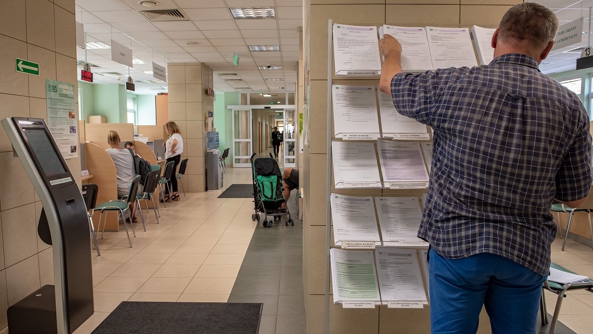 Polacy wciąż chętnie zakładają jednoosobowe firmy. W 2025 roku powstało ich prawie 289 tys.