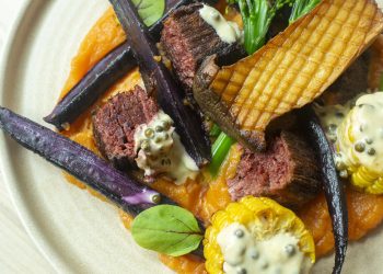 Wegańska restauracja serwuje steki z drukarki 3D - Manna 2 pokazuje, że kuchnia roślinna to doświadczenie nie tylko dla wegan - polishmagazine.com.pl Wegańska restauracja serwuje steki z drukarki 3D - Manna 2 pokazuje, że kuchnia roślinna to doświadczenie nie tylko dla wegan