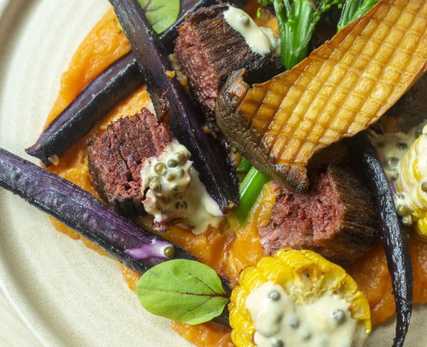 Wegańska restauracja serwuje steki z drukarki 3D - Manna 2 pokazuje, że kuchnia roślinna to doświadczenie nie tylko dla wegan