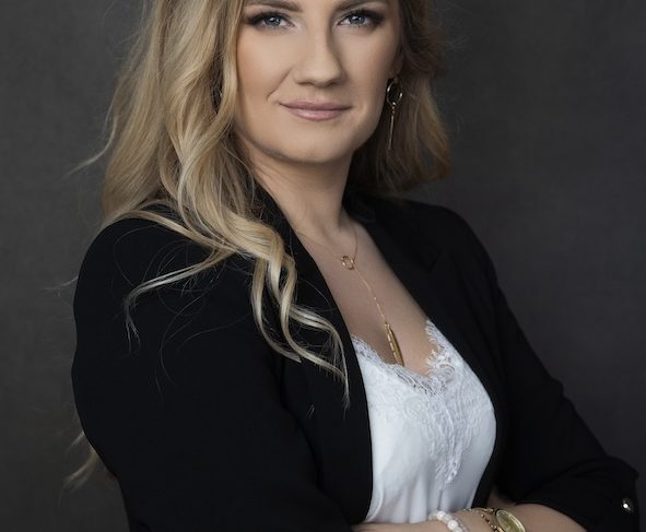 Bezpieczeństwo na drodze zaczyna się wtedy, gdy bierzemy odpowiedzialność za innych ludzi Komentarz ekspercki Karolina Praszek-Gołębiewska