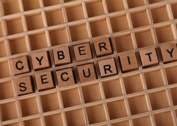 cyberbezpieczenstwo-zaczyna-sie-zanim-powstanie-pierwsza-linia-kodu